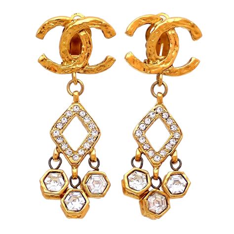 chanel cc logo pendant earrings|Chanel cc earrings real.